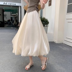 古典的なコンビネーションサテンの明るいシルクの花のつぼみのスカートの春の復古の高い腰はやせているa字の中の長い蓬蓬のスカートを現します。
