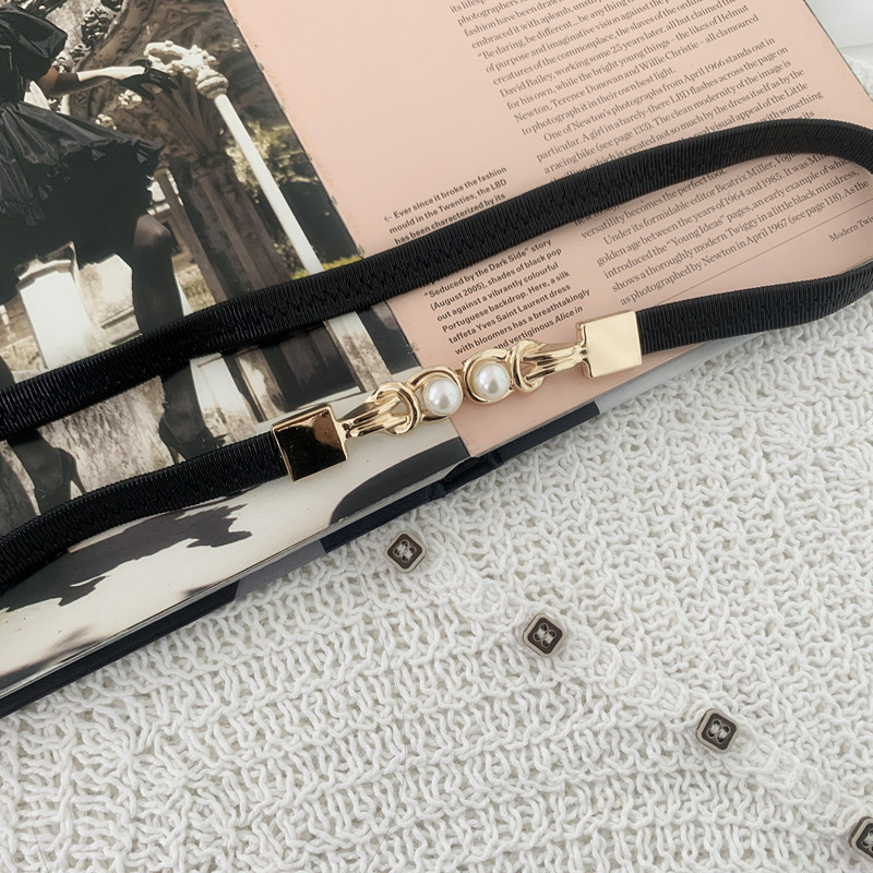 En stock cinturón negro de las mujeres Delgado elástico pequeño cinturón decoración vestido camisa perla hebilla cinturón marea