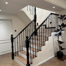 实木楼梯扶手现代简约轻奢款铝合金扶手护栏铁艺室内阳台家用栏杆