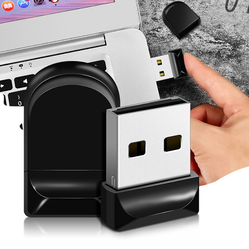 Small USB flash drive