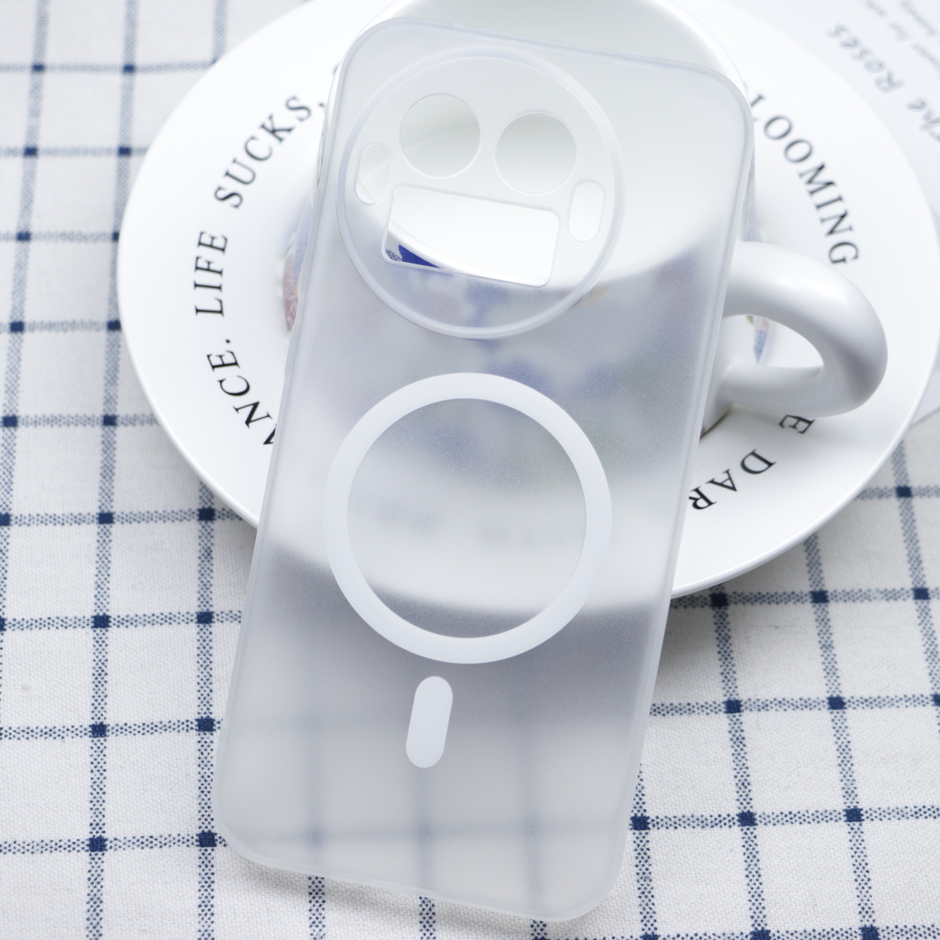 Suitable for Opporealmegt8Pro Mobile Phone Case Magnetic Ice Mist Semi-Transparent All-Inclusive Frosted Fine Hole Anti-Fall Protective Cover