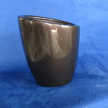 2021厂家直供轻质亮光玻璃钢花盆欧式简约款斜口圆形树脂轻奢花卉