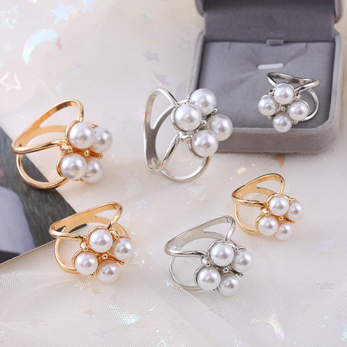 Korean spring personality natural and simple three-ring scarf buckle creative versatile diamond corsage dual-purpose scarf buckle brooch