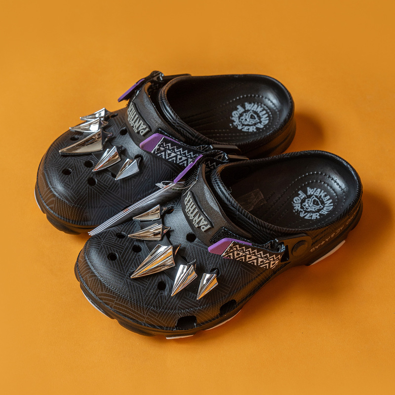 Cross Marvel Collaboration Black Panther Studded Sandals Black Panther Rivet Sandals for Outdoor Wear Beach Shoes Cross Marvel Collaboration Black Panther Studded Sandals Black Panther Rivet Sandals for Outdoor Wear Beach Shoes