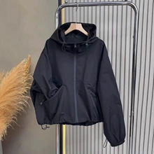 黑色冲锋衣外套女秋季新款2025爆款宽松连帽小个子夹克休闲潮流