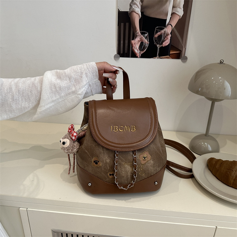 Dulce y linda moda color sólido nuevo estilo mochila mujer simple tendencia estudiantes de gran capacidad mochila de clase