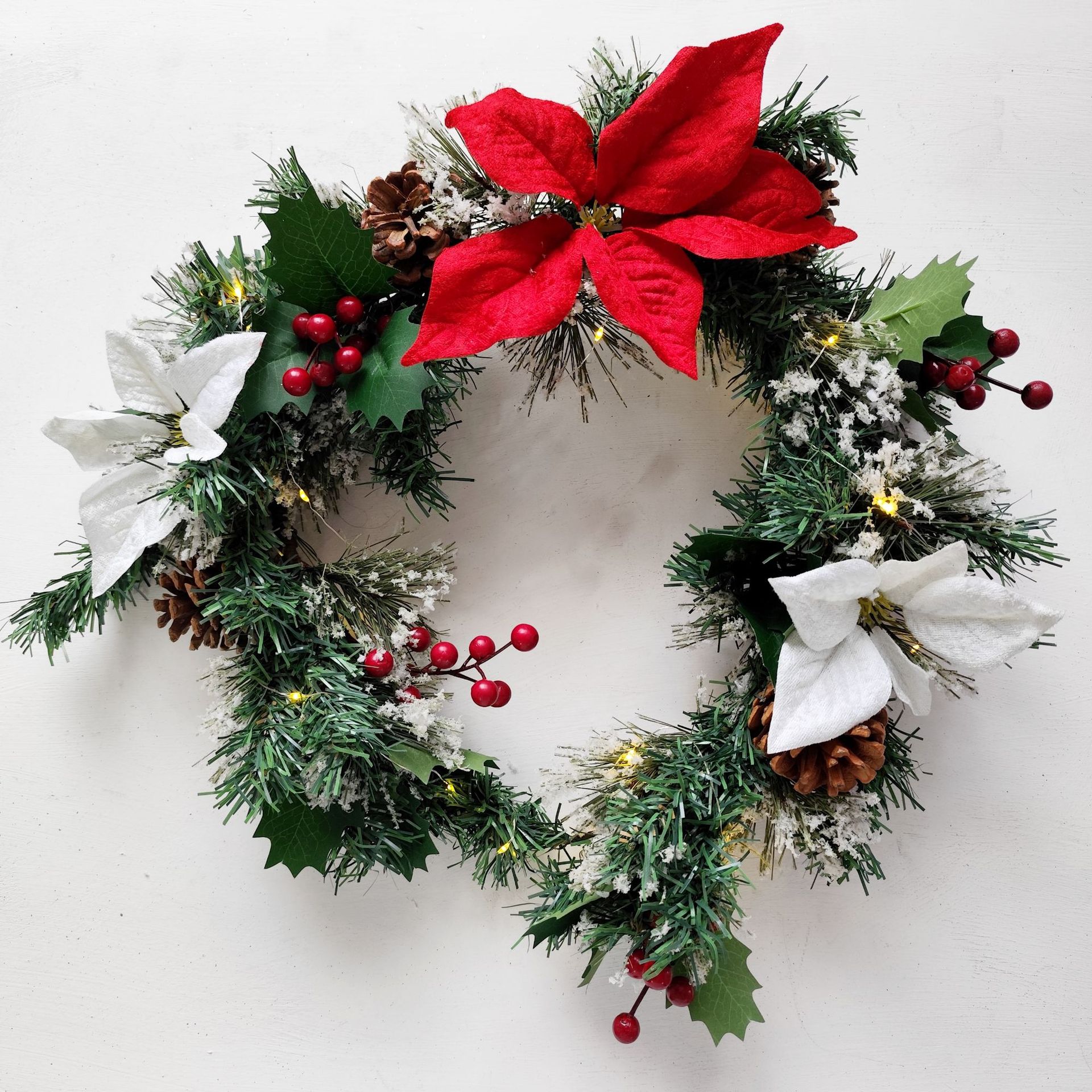 Navidad Pine Vine Wall Collar Puerta de Navidad Decoración de ventanas de árbol de Navidad Decoración de ventanas Amazon Cross-Border Guirland