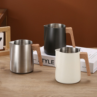 Cross-Border New 304 Stainless Steel Wood Grain Handle Latte Art Cup with Graduated Measuring Cup Milk Latte Art Cylinder Coffee Milk Foam Cup