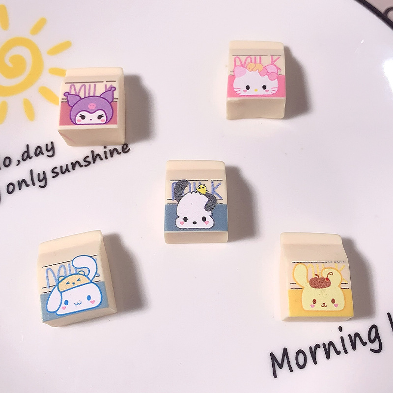 Nuevos dibujos animados Sanrio adorable caja de leche de animales accesorios de resina DIY crema pegamento tocado accesorios de botones de zapatos