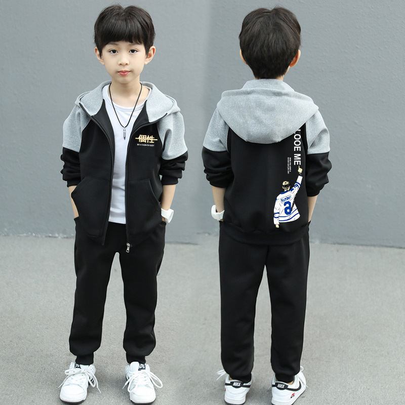 Ropa deportiva para niño