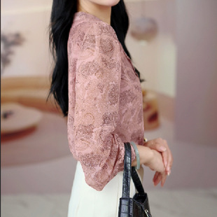 Elegant and Slimming Peach Blossom Shirt, Youthful New Autumn Versatile 2025 Casual