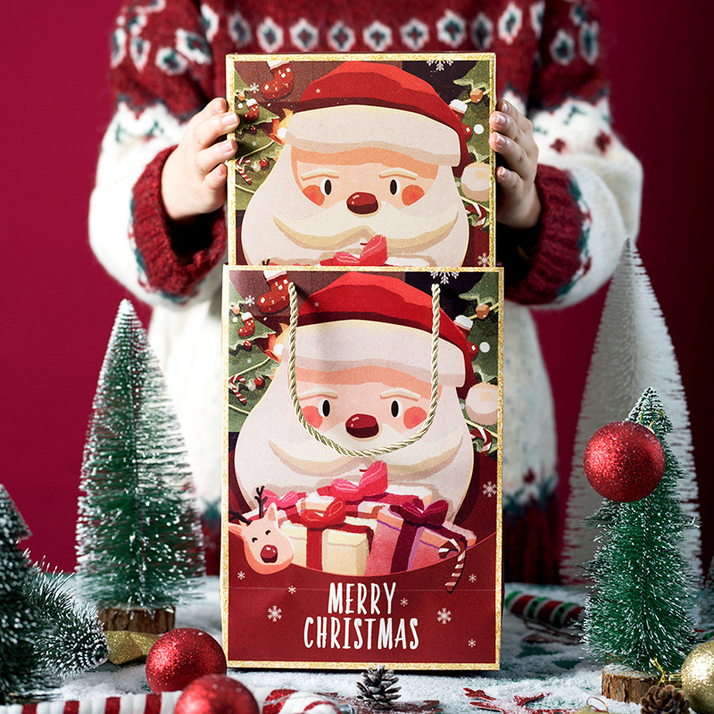 En stock caja de regalo de Navidad cubierta de cielo rojo caja de regalo grande bufanda termo taza caja de Nochebuena caja de Apple