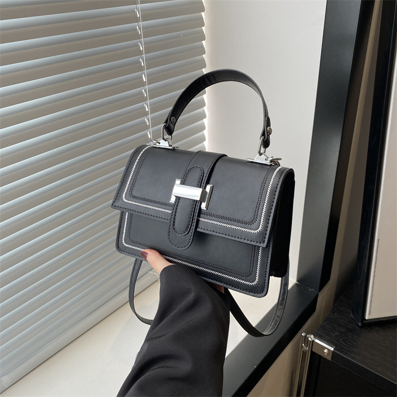 High-end Bag Women's 2024 New Arrival Trendy Korean-style Student All-match Crossbody Bag European Stylish Fashionable Shoulder Bag