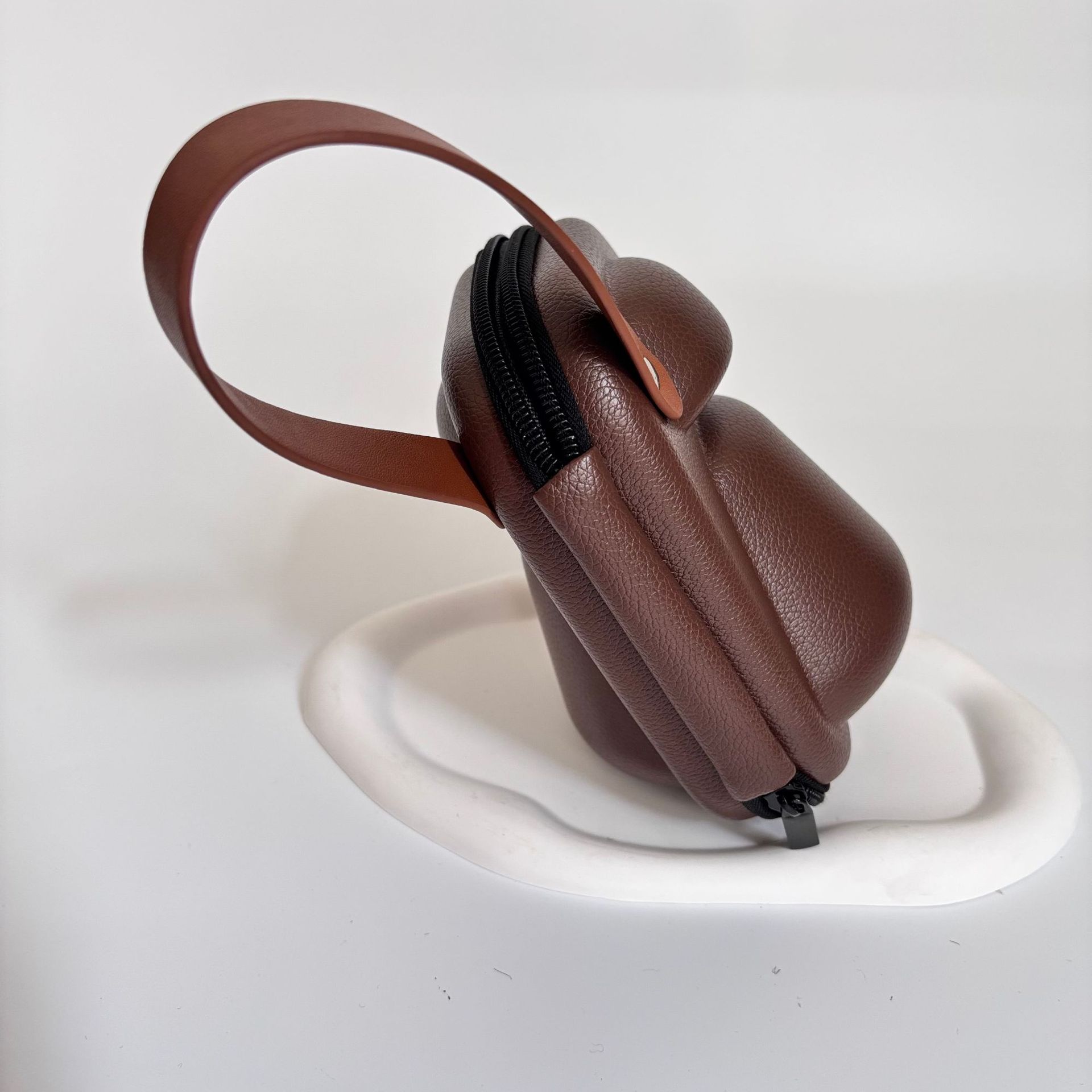 e7b22bfe4bceab1643e3644093bd85