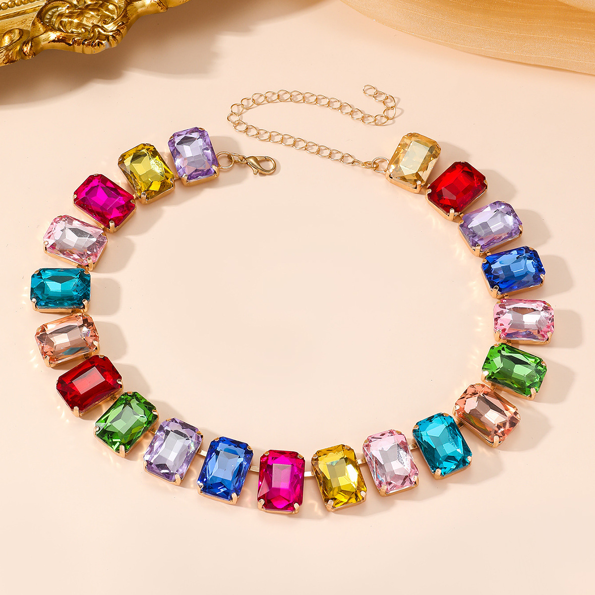Sweet Geometric Artificial Crystal Ferroalloy Cable Chain Choker Wholesale display picture 11