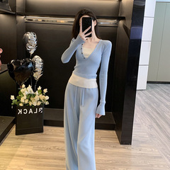 2025年春と秋の女性用フェイクツーピースニットトップスとワイドレッグパンツのセット、ファッショナブルな年齢軽減スーツ