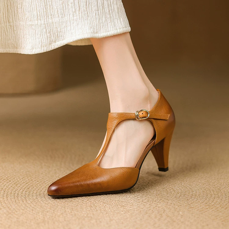 Китайский стиль ретро T-образный с баотоу сандалии весной и осенью новые туфли на высоком каблуке маленькие кожаные туфли юбка для детей