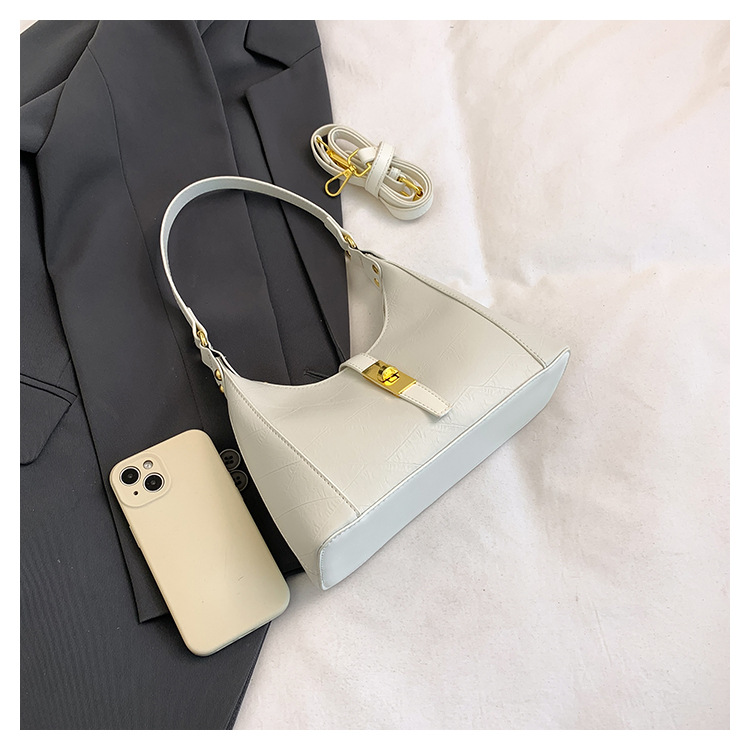 540g Weight Polyester Lining Material Sewing Thread Fashion Element Zipper Closure Type Single Shoulder Strap Strap Type Shoulder Bag Bags Type Daily Occasion Pu Leather Material Solid Color Pattern All Seasons Season Women's Gender Streetwear Style Oval Shape Medium Size Women's Medium Pu Leather Solid Color Streetwear Sewing Thread Oval Zipper Shoulder Bag 5