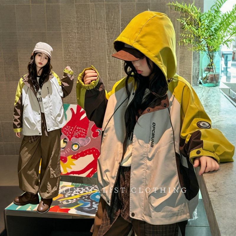 Zhili children's clothing girls' windbreaker 2026 autumn new style medium and big children's workwear style color blocking hooded jacket children's outdoor