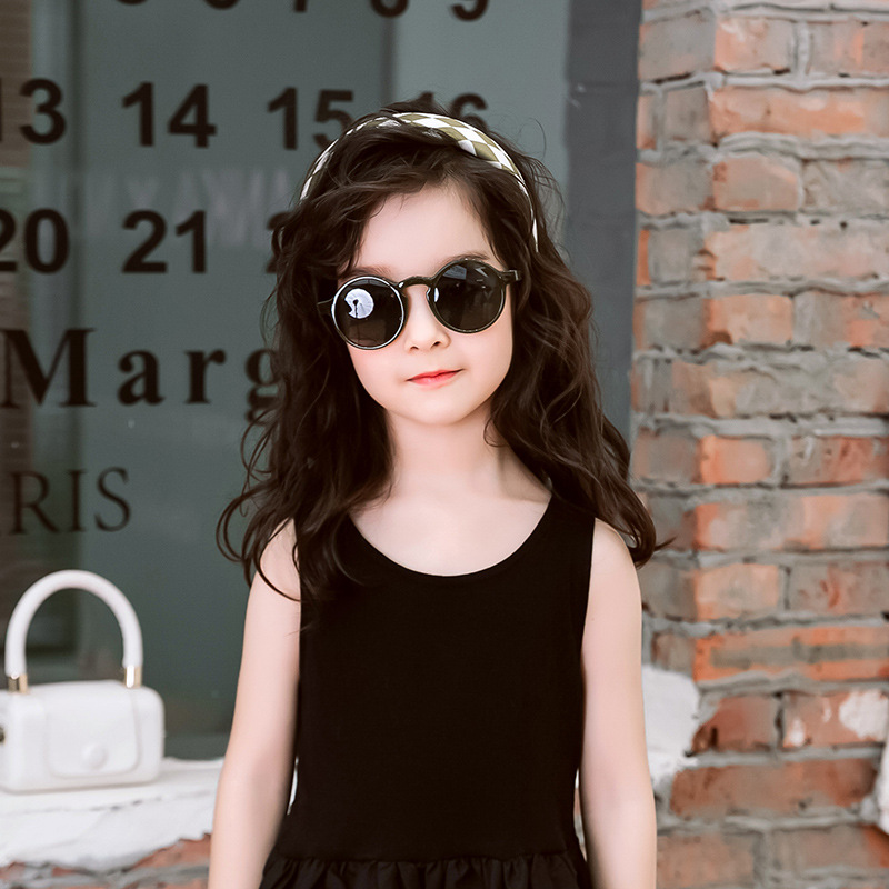 children's black fashionable sunglasses