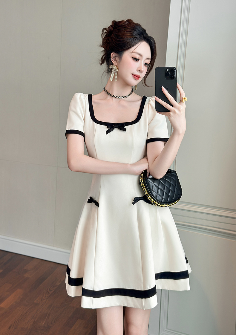 Váy thắt nơ cổ vuông thanh lịch dáng chữ A thắt eo — mơ chi tiết 1