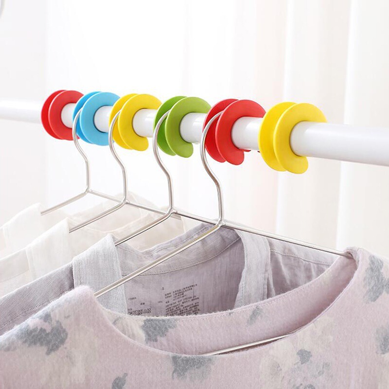 Clothes hanger anti-slip cover clothes pole anti-blowing anti-scratch buckle clothes drying Ring balcony windproof fixed isolation protective cover lock