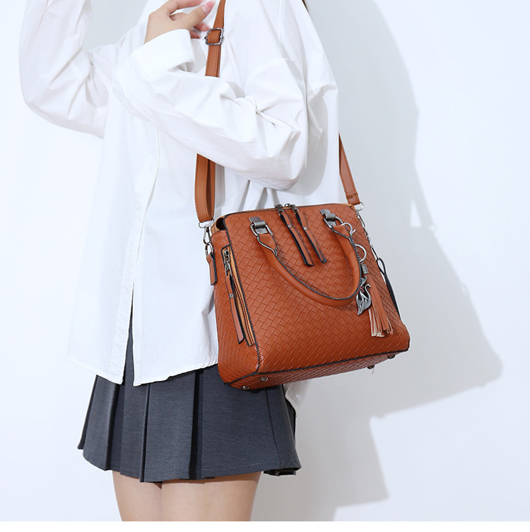 1247g Weight Polyester Lining Material Sewing Thread Fashion Element Zipper Closure Type Single Shoulder Strap Strap Type Bag Sets Bags Type Daily, Street, Shopping Occasion PU Material Solid Color Pattern All Seasons Season Women's Gender Elegant, Streetwear Style Bucket Shape Medium Size Women's Medium PU Solid Color Elegant Streetwear Sewing Thread Bucket Zipper Bag Sets 15