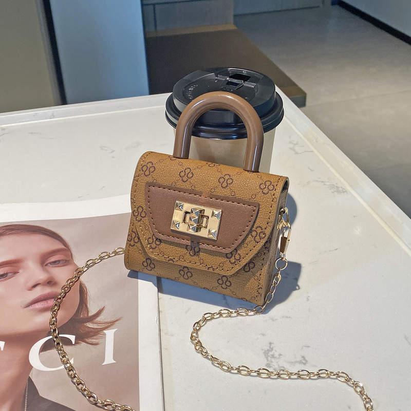 Popular high-end ins portable diagonal mini chain small bag high-grade commuting fashion presbyted exquisite coin purse