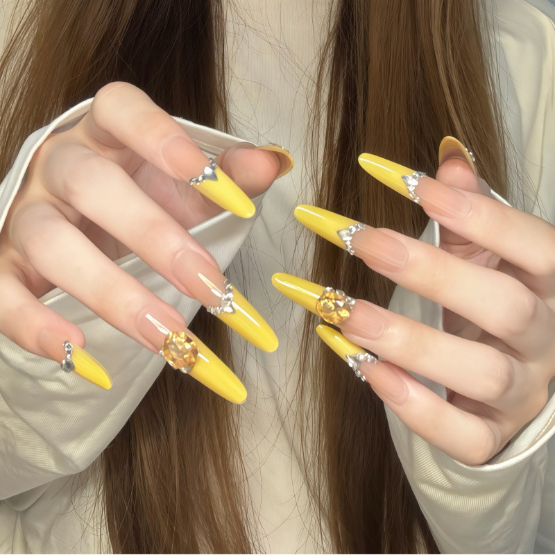 Purely Handmade Yellow Manicure, Whitening, Sparkling, Gentle and Wearable, Gradient French Atmosphere, Removable Fake Nails