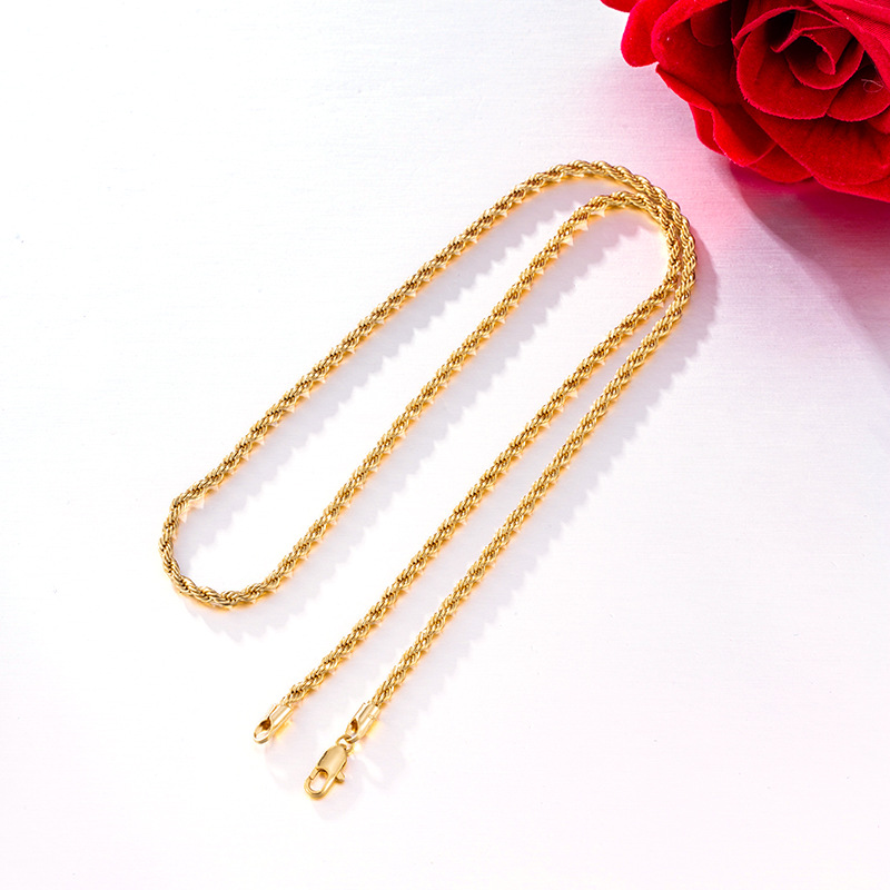 Xuping estilo ligero de lujo temperamento aleación de cobre chapado 24k personalidad collar de cadena de torsión simple cadena de cadena transfronteriza