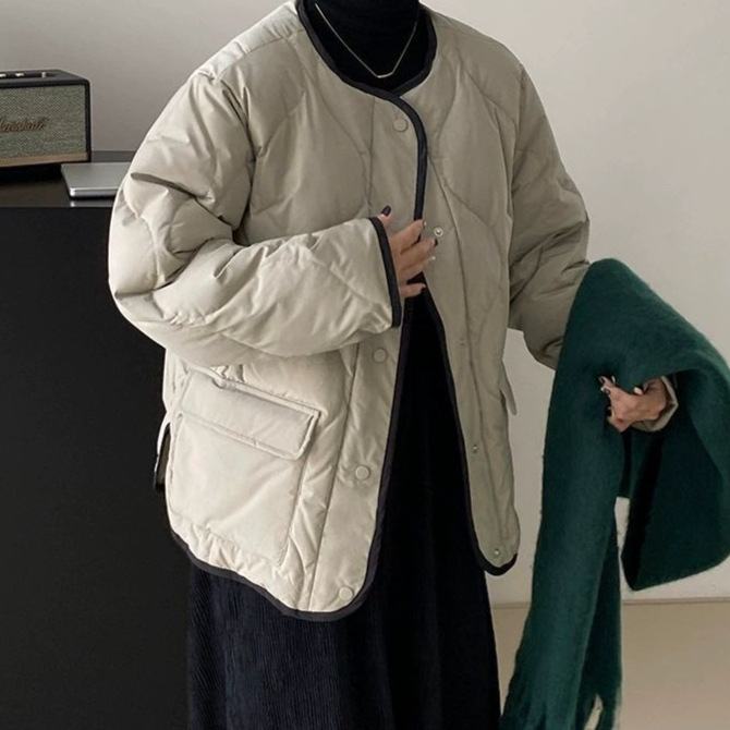 小香风撞色拼接无领菱格羽绒棉服女冬季超好看短款圆领外套设计感