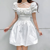 Colored white skirt, fitted brace, mini-skirt, dress, square neckline, backless, A-line