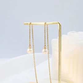 项链;耳环;戒指