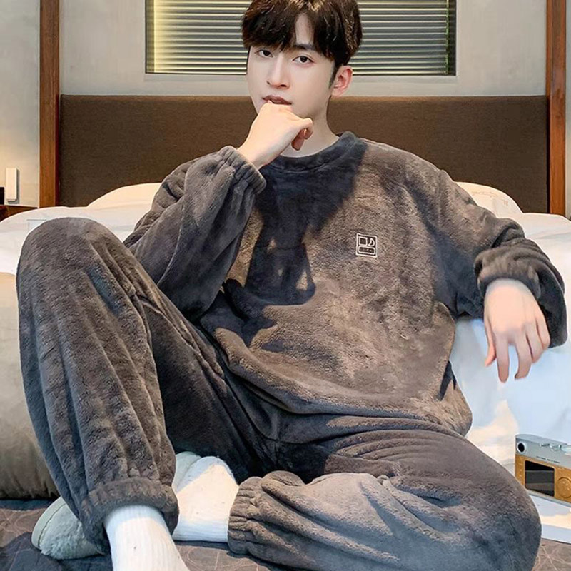 다크 그레이 자수