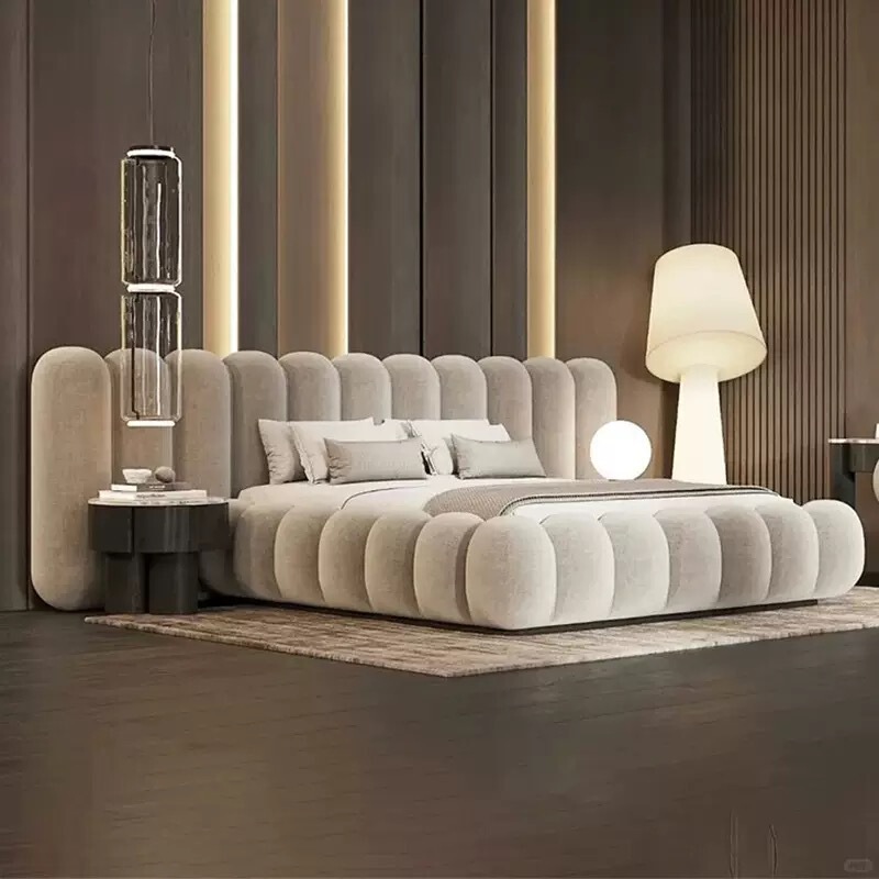 Light Luxury Modular Puff Fabric Bed with Arc-Shaped Square Soft Backrest and Integrated Footboard, Double Floor Bed with Lamb Wool