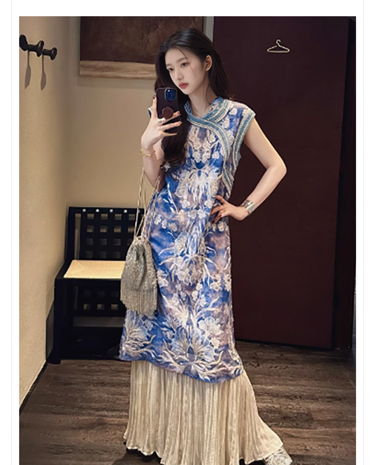Váy dài sườn xám cách tân thêu hoa nặng cao cấp phong cách Trung Quốc mới mùa hè — Màu xanh lam đậm, Màu vàng ngỗng, Màu hồng be chi tiết 2