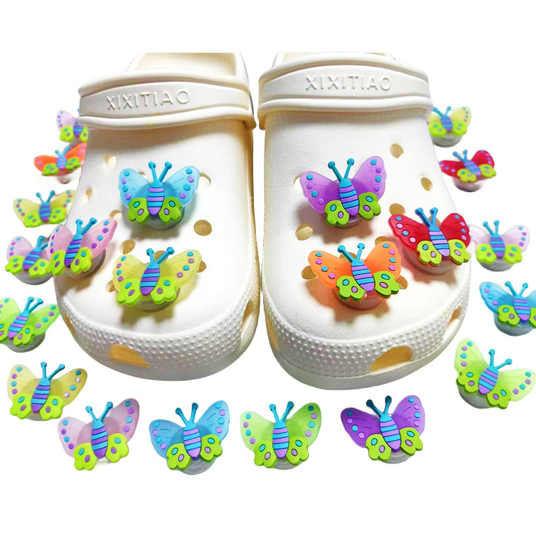PVC Material Butterfly Pattern Butterfly Shoe Accessories PVC All Seasons Shoe Buckle