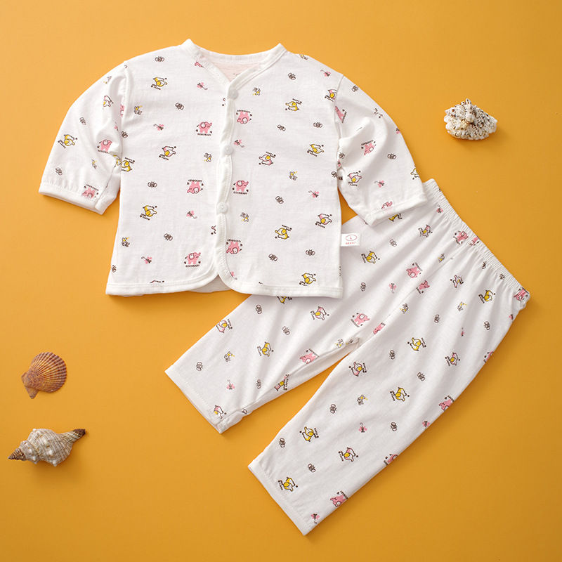 2023 primavera y verano Nueva Ropa interior de dibujos animados para el hogar hombres y mujeres traje de recién nacido Cuatro Estaciones de una sola cara Botón de algodón ropa de bebé