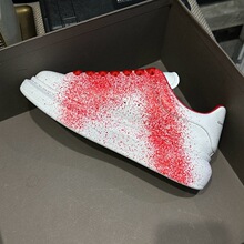 ������С��Ь�г����r���¿�ٴ�T�f��Ь��ƤС���OӋ�ɸ����eЬ