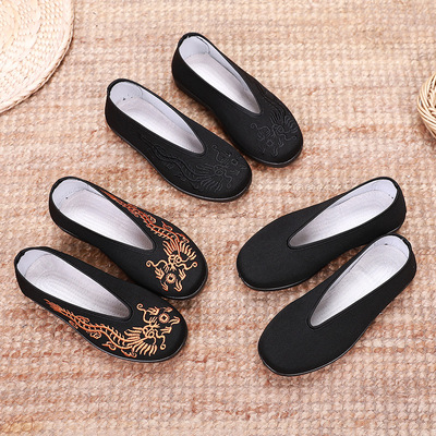 老北京兒童圓口繡龍舞台演出古風布鞋軟底透氣防滑漢服男童表演鞋