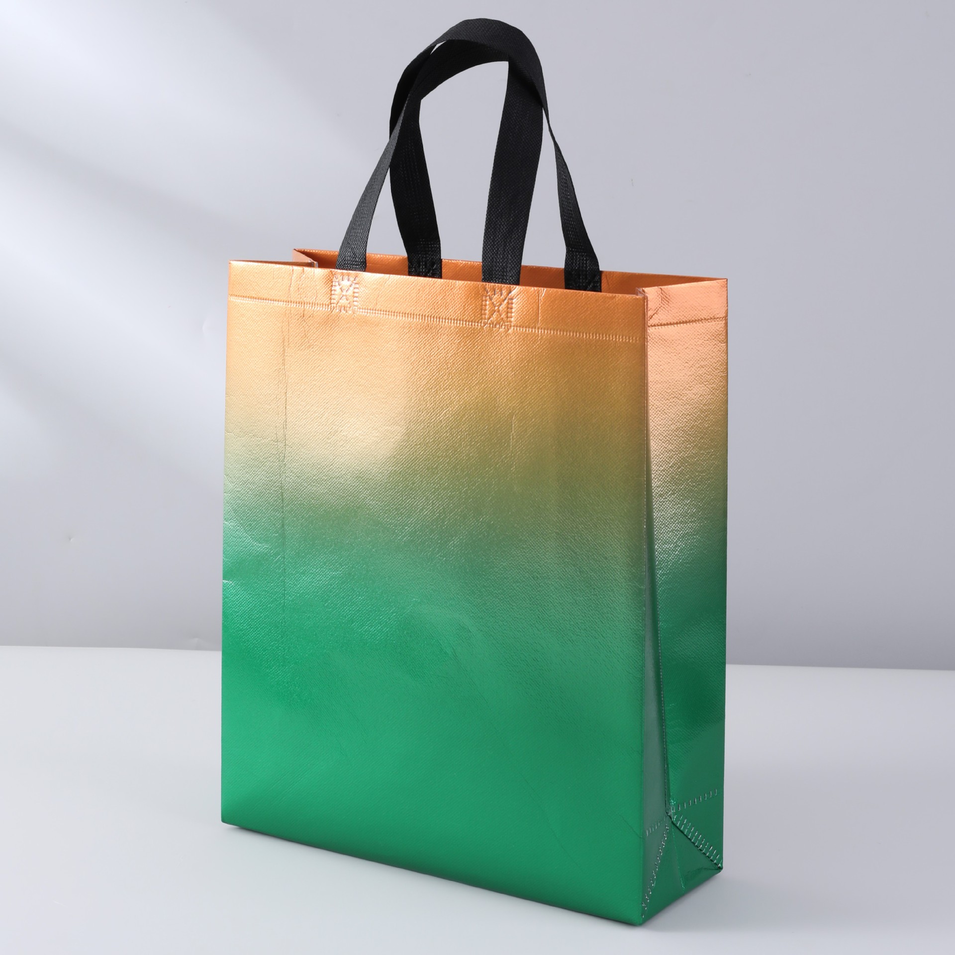 Láser laminado ropa bolsa de embalaje de regalo multicolor no tejido bolsa de publicidad bolso de compras logotipo imprimible