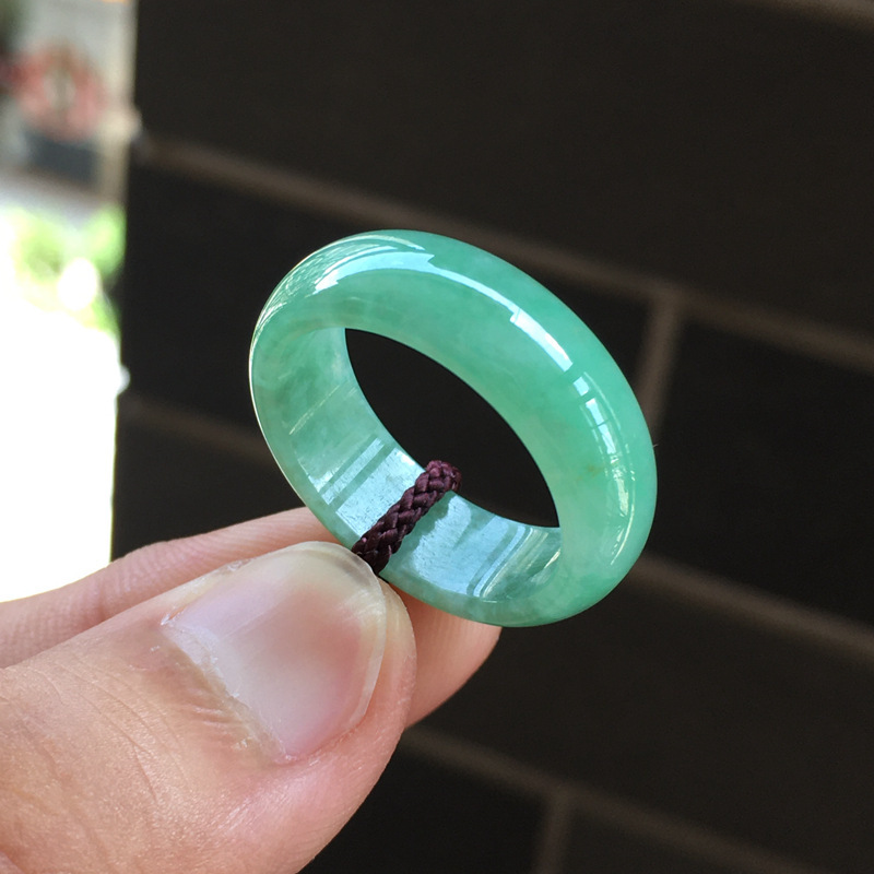 Jade ice full green bean green jade ring men's and women's Jade bean color apple green ring