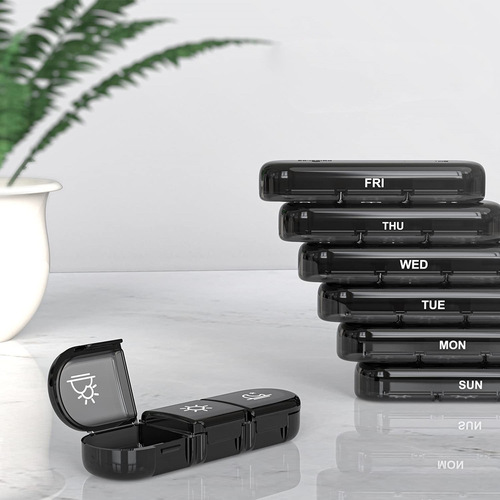 Amazon’s new best-selling seven-day-a-week leather bag-style 21-compartment pill box, portable travel pill box