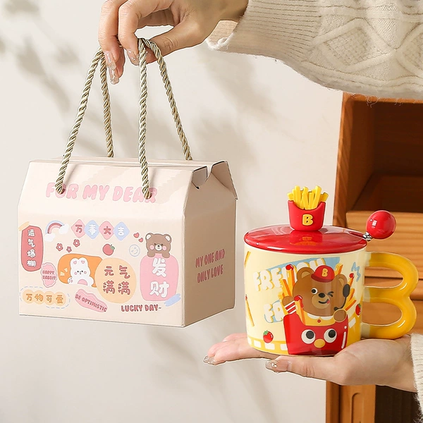 Cute handheld gift box, with little bears