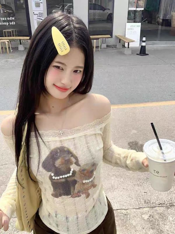 纯欲甜辣一字肩小狗印花短袖T恤女秋季斜肩修身显瘦独特长袖上衣|undefined