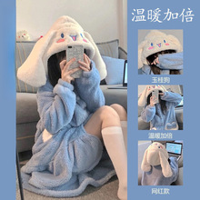 ɺ���q˯��Ů�����¿���ʿ�Ӻ��ﶬ˯ȹ�L���~˯�����b�Ҿӷ���