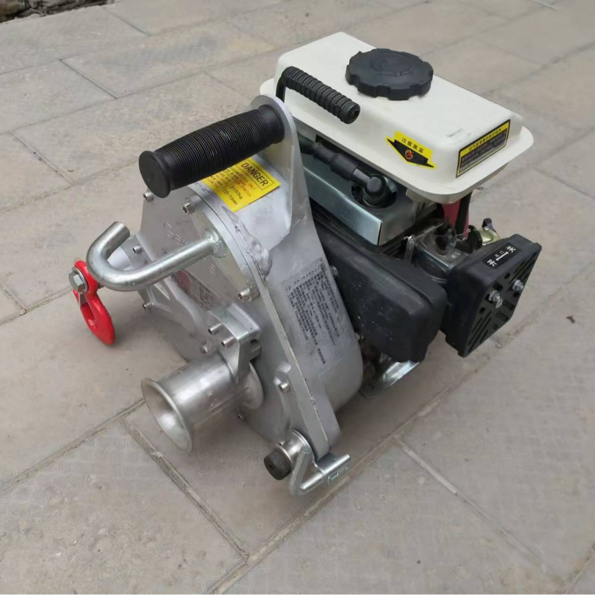 手提绞磨机《铁轮》