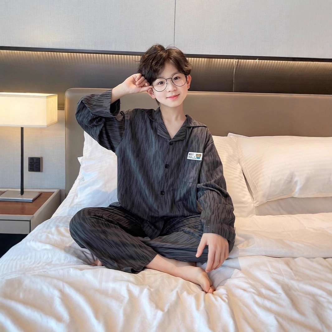 Boys' Pajamas, Kidsren's Spring and Autum Imitation Cotton Thin Long-Sleeved Suits for Older Boys 6-12 Years Old Cartoon Home Clothes