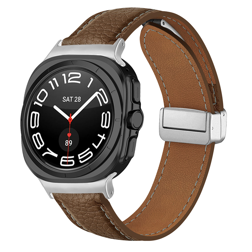 Aplicable para Samsung galaxywatch7ultra47MM reloj inteligente correa de lichi pu pulsera de succión magnética pulsera ultra