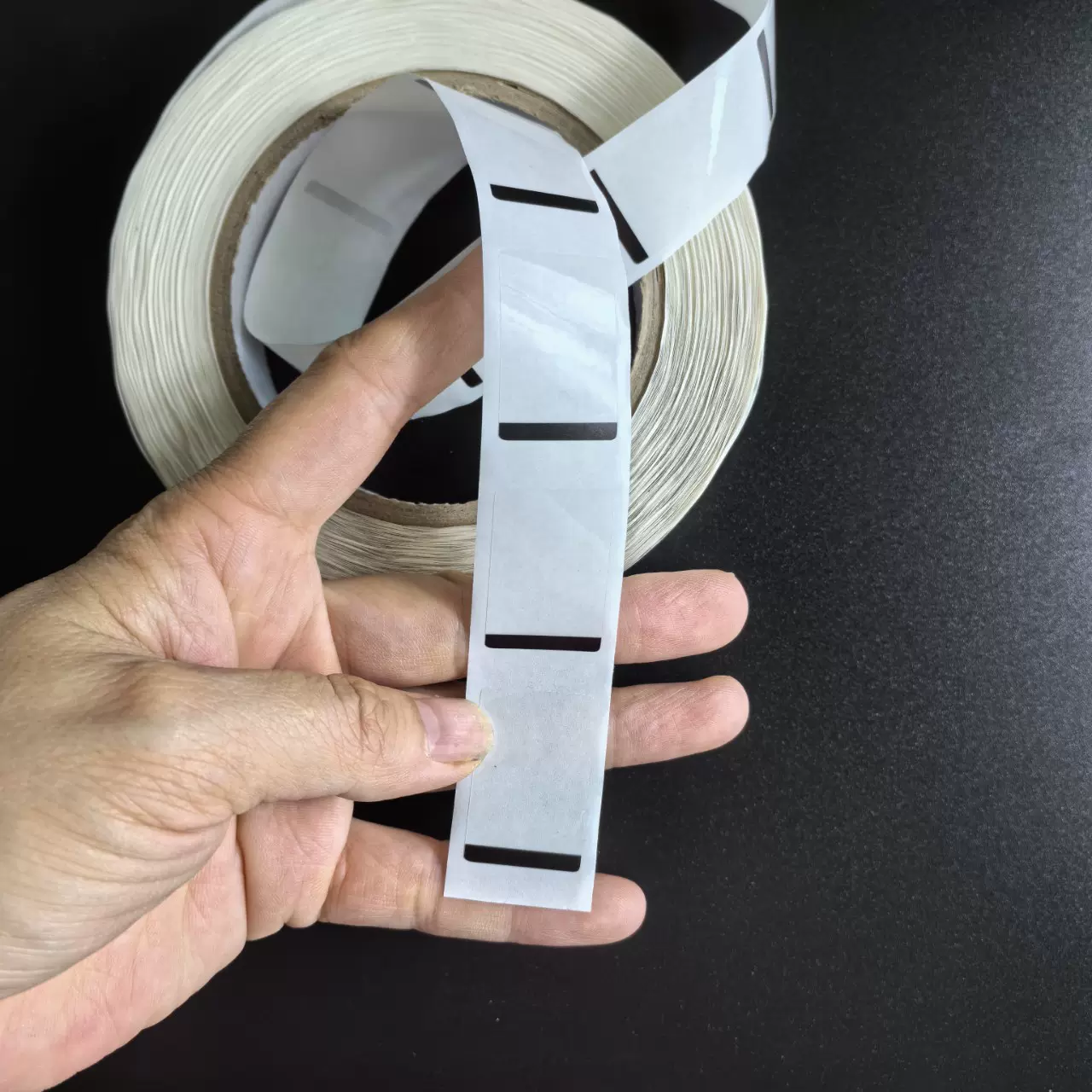 强粘透明龙PET卷装贴管标签手喷漆贴管标签自动贴标机专用